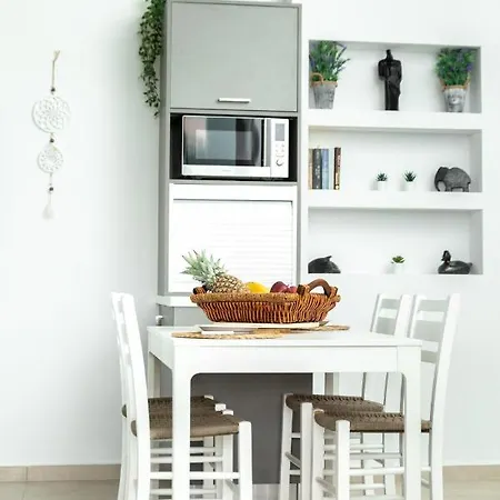 Lägenhet Chic & Spacious House In Rodia *